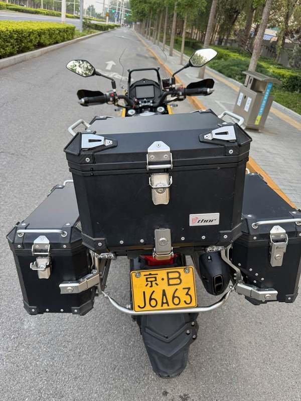 二手贝纳利金鹏 TRK502