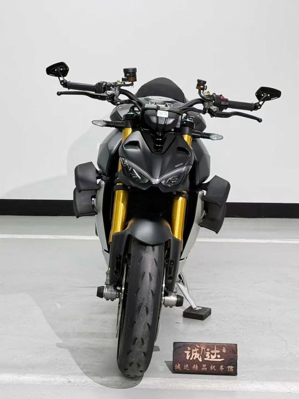 二手杜卡迪Street Fighter V4