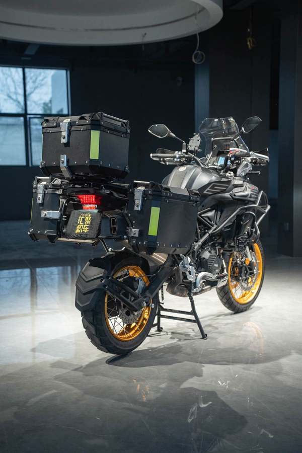 二手贝纳利TRK552