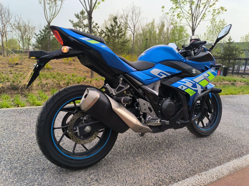 二手豪爵铃木GSX250R