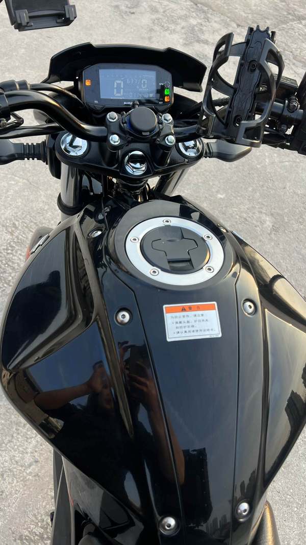 二手济南铃木极客飒 Gixxer 155 NK