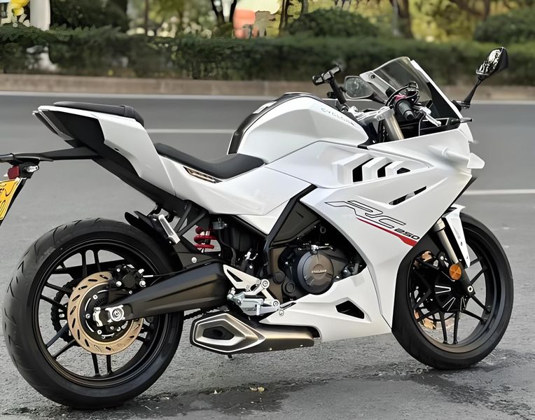 二手赛科龙RC250