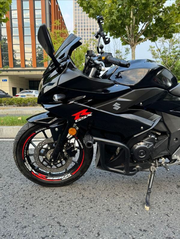 二手豪爵铃木GSX250R
