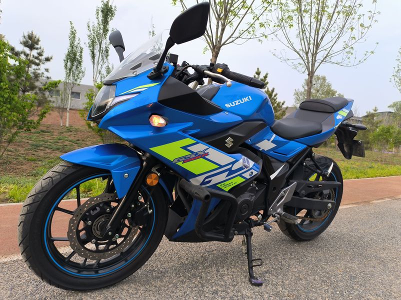二手豪爵铃木GSX250R