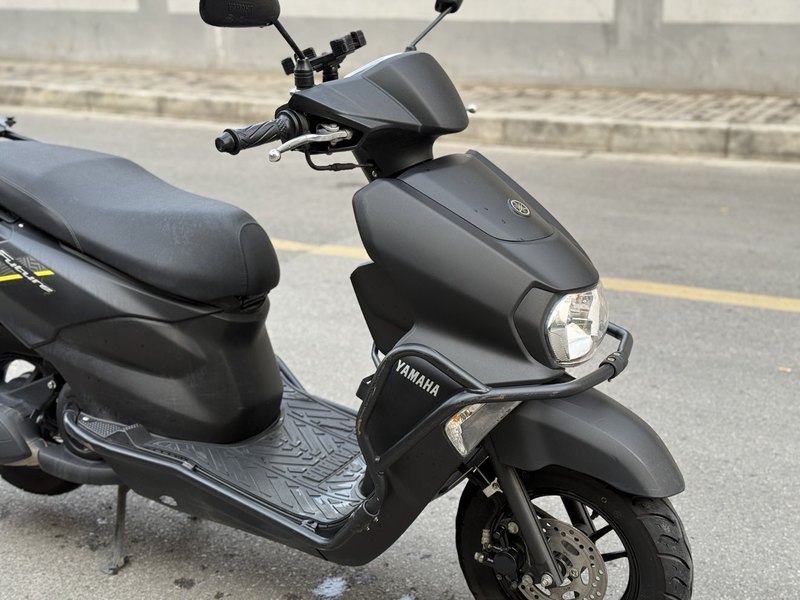 二手建设雅马哈旭鹰125