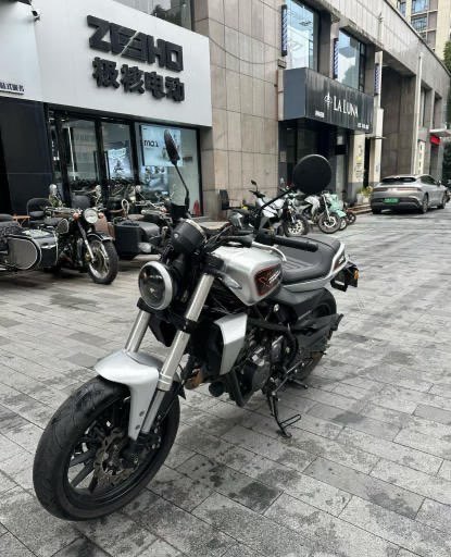 二手哈雷戴维森X 350