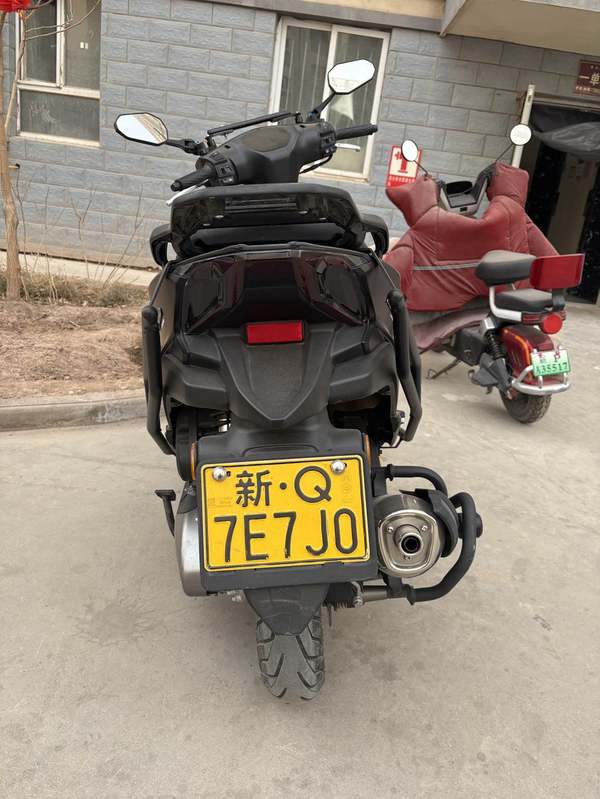 二手QJMOTOR鸿150RS