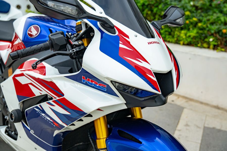 二手本田CBR 1000 RR-R