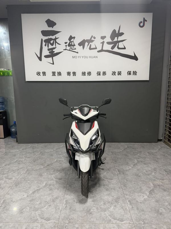 二手新大洲本田裂行 RX125Fi