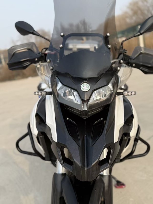 二手贝纳利金鹏 TRK502