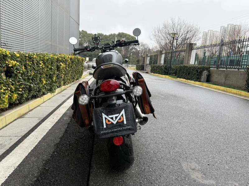 二手凯旋Bonneville Bobber