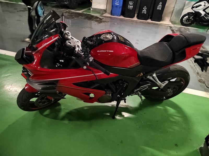 二手QJMOTOR赛800