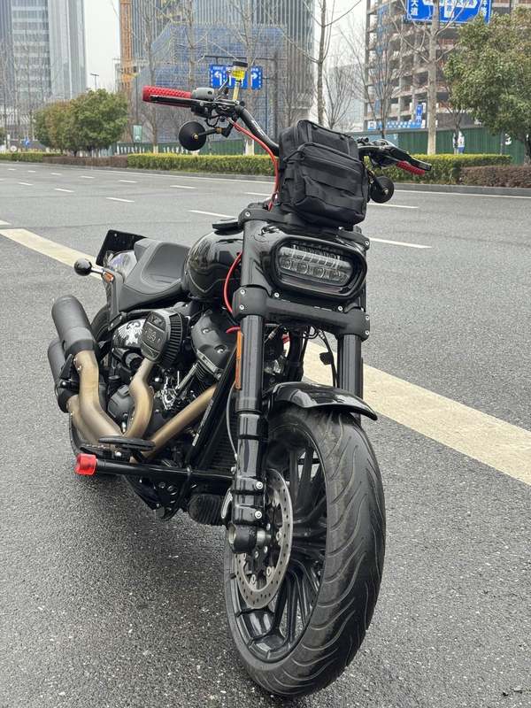 二手哈雷戴维森肥霸 Fat Bob