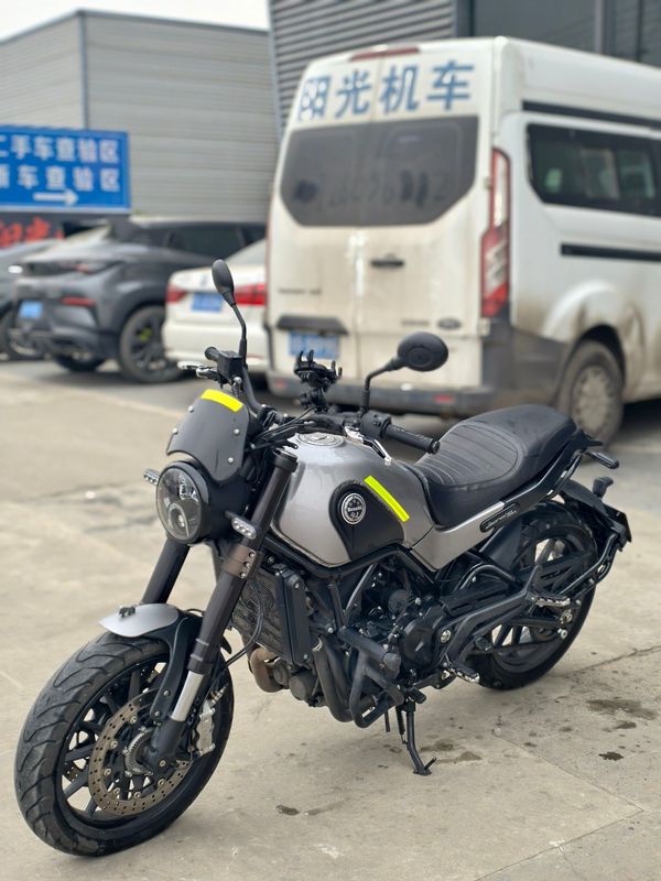 二手贝纳利幼狮 Leoncino 500