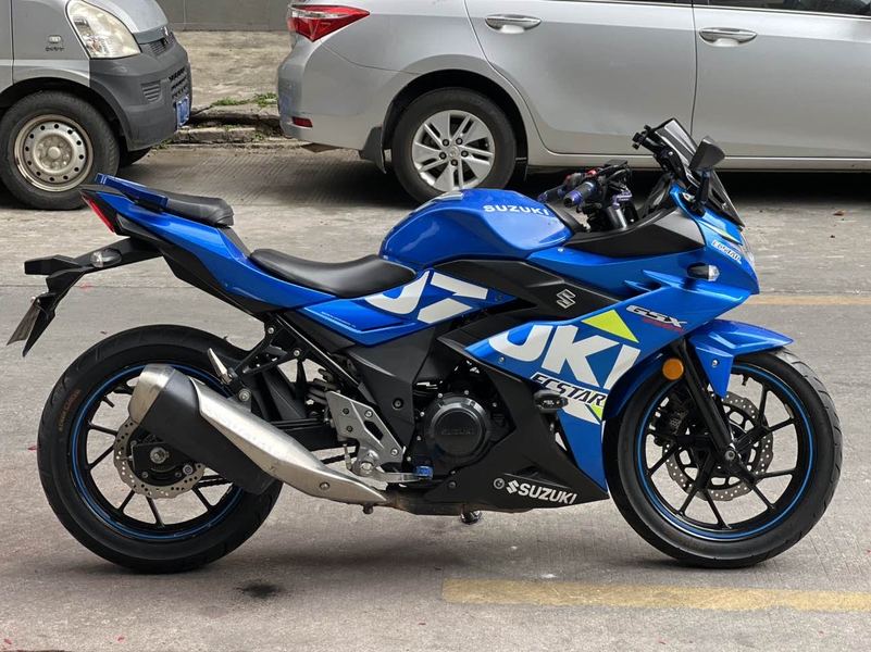 二手豪爵铃木GSX250R