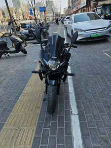 二手豪爵铃木GSX250R