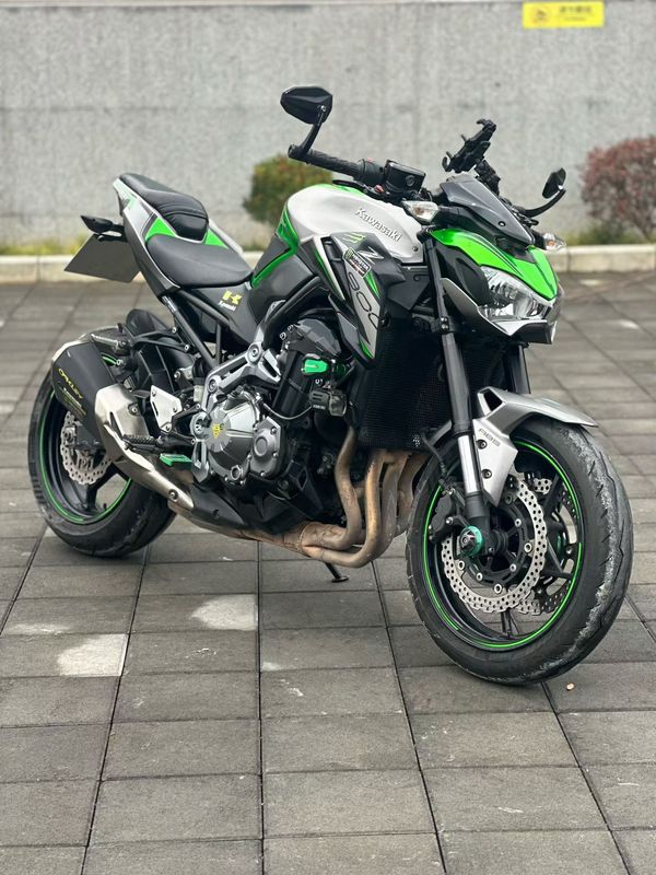 二手川崎Z900