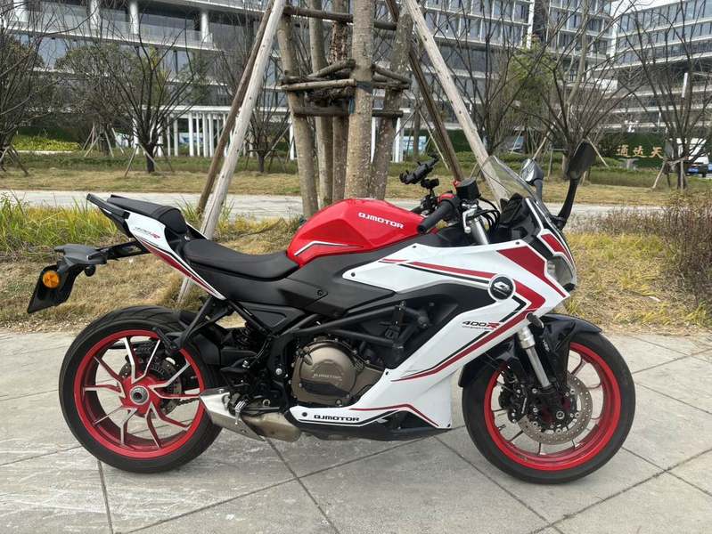 二手QJMOTOR赛400