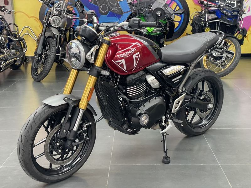 二手凯旋Scrambler 400 X