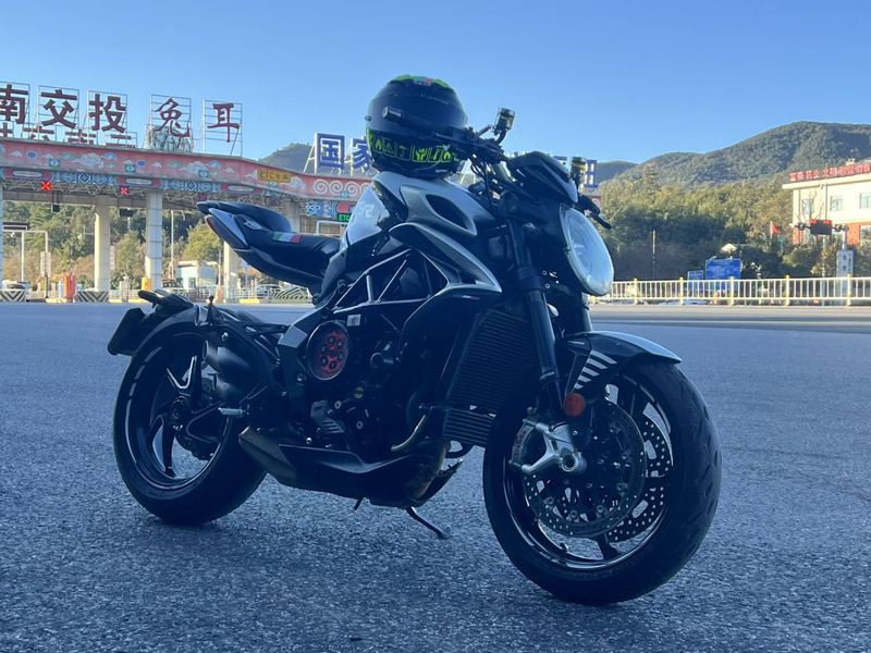 二手奥古斯塔Brutale 800