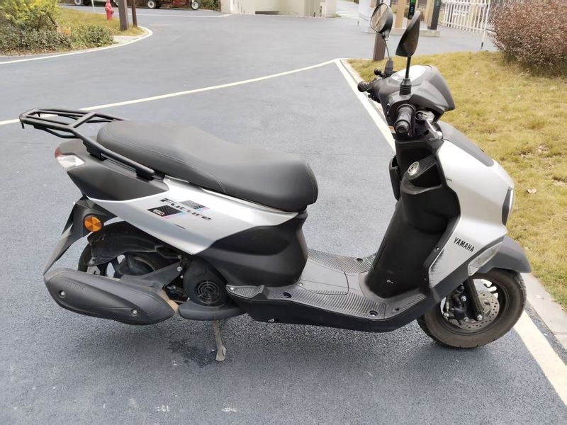 二手建设雅马哈旭鹰125