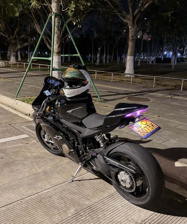 二手张雪机车500RR