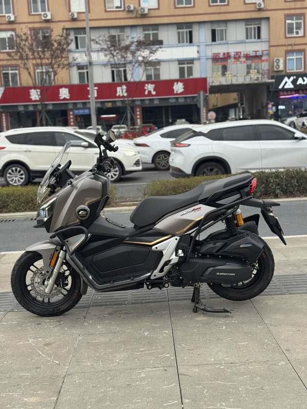 二手QJMOTOR鸿250ADV