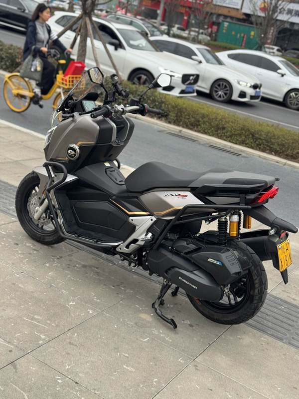 二手QJMOTOR鸿250ADV