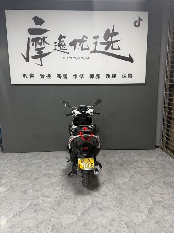二手新大洲本田裂行 RX125Fi