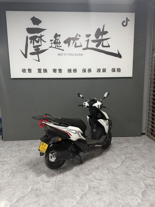 二手新大洲本田裂行 RX125Fi