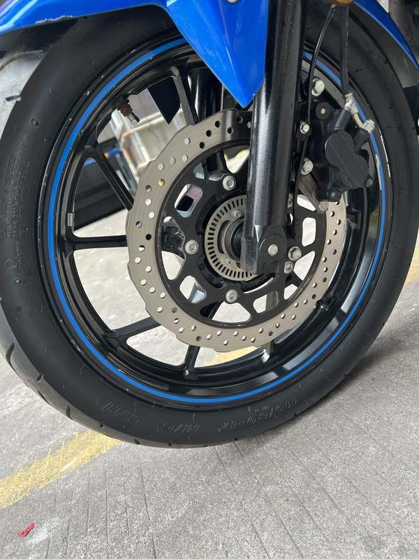 二手豪爵铃木GSX250R