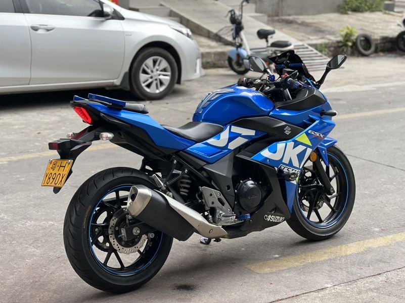 二手豪爵铃木GSX250R