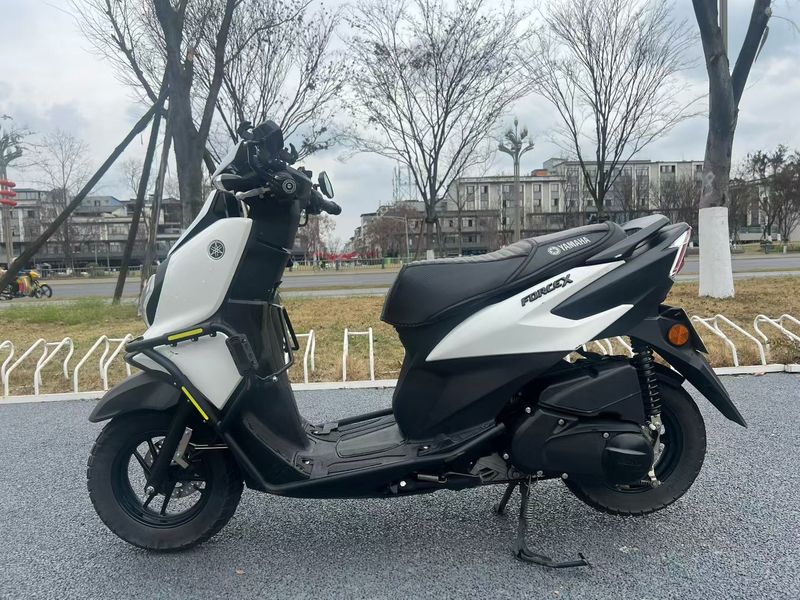 二手建设雅马哈福颖125