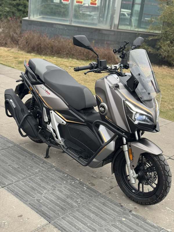 二手QJMOTOR鸿250ADV