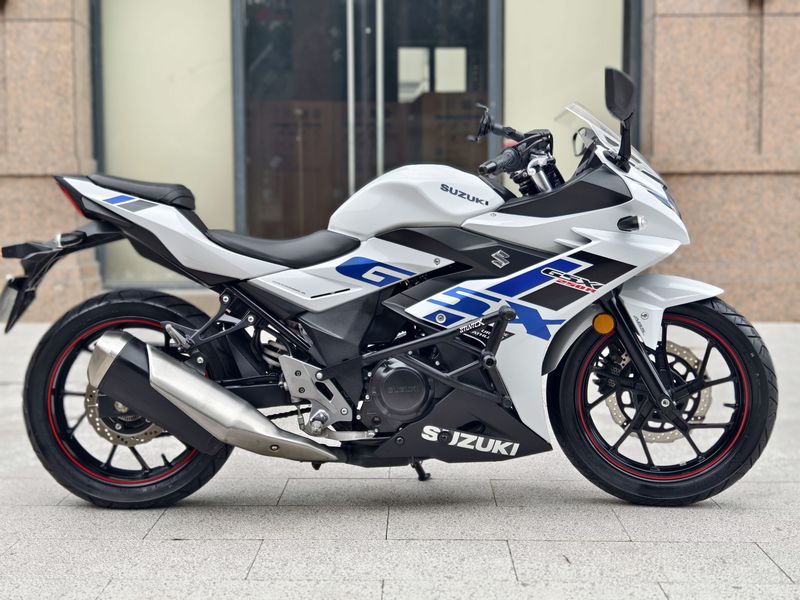 二手豪爵铃木GSX250R