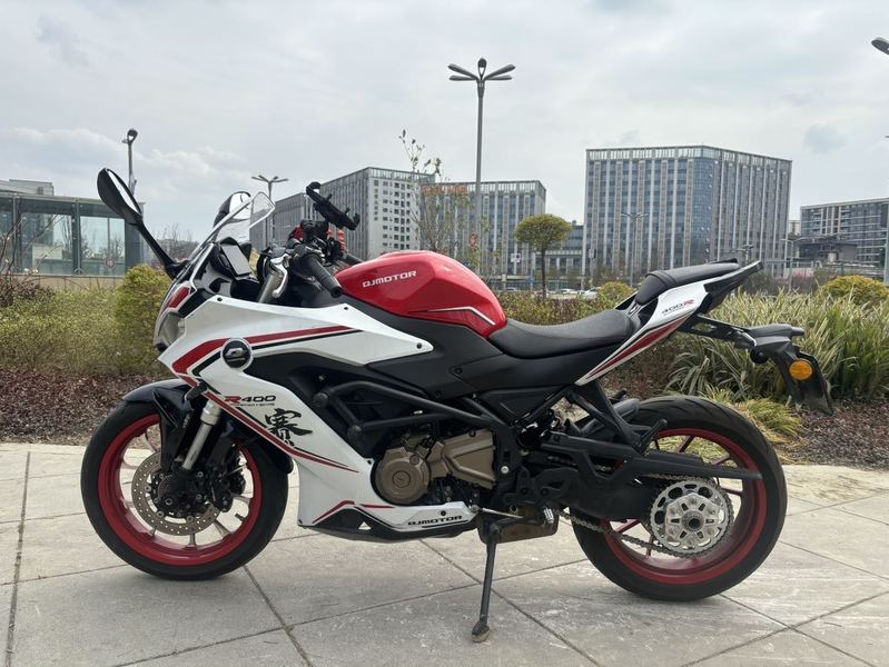二手QJMOTOR赛400
