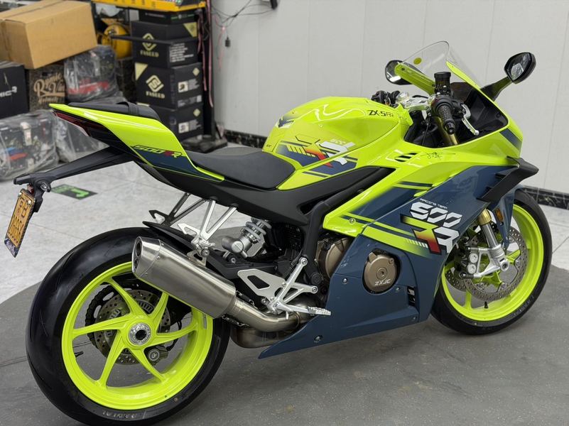 二手张雪机车500RR