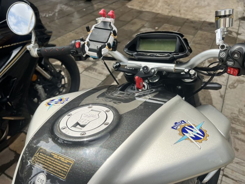 二手奥古斯塔Brutale 800