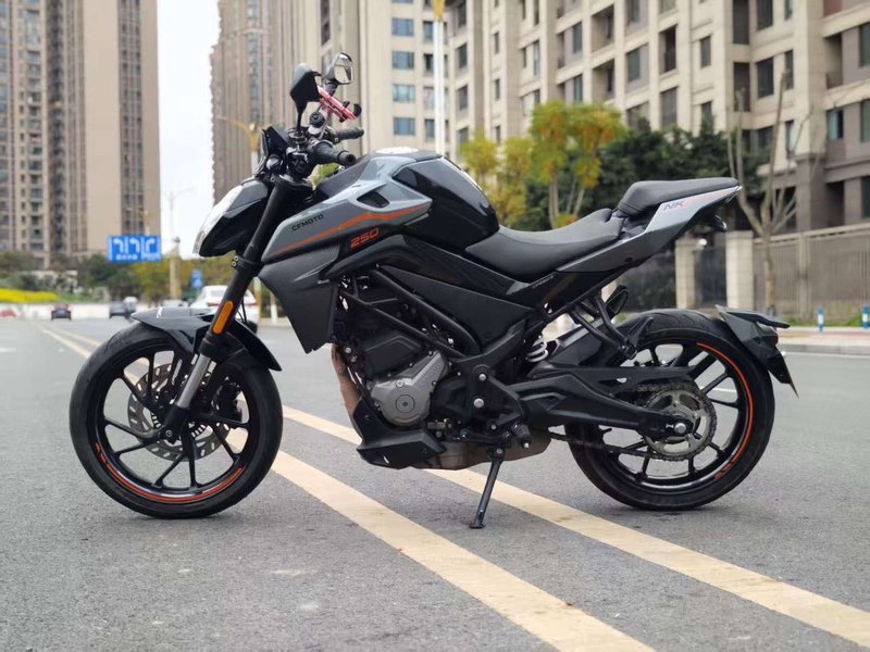 二手春风250NK