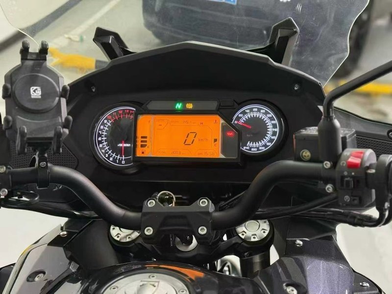 二手贝纳利600GC