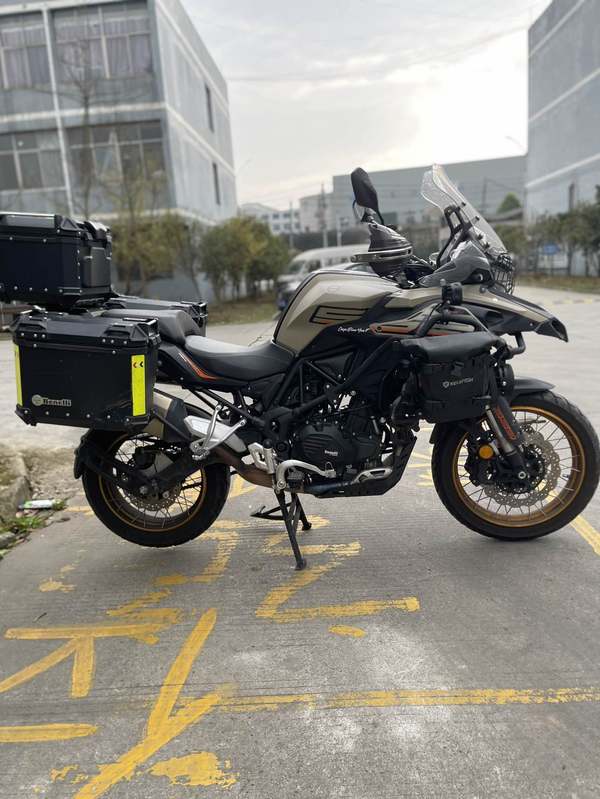 二手贝纳利TRK552