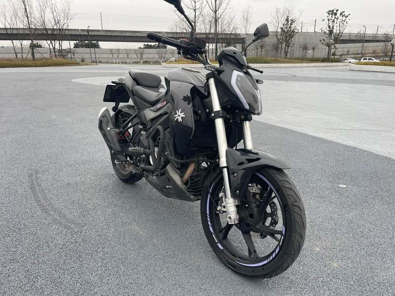 二手贝纳利小迅龙 BN150S