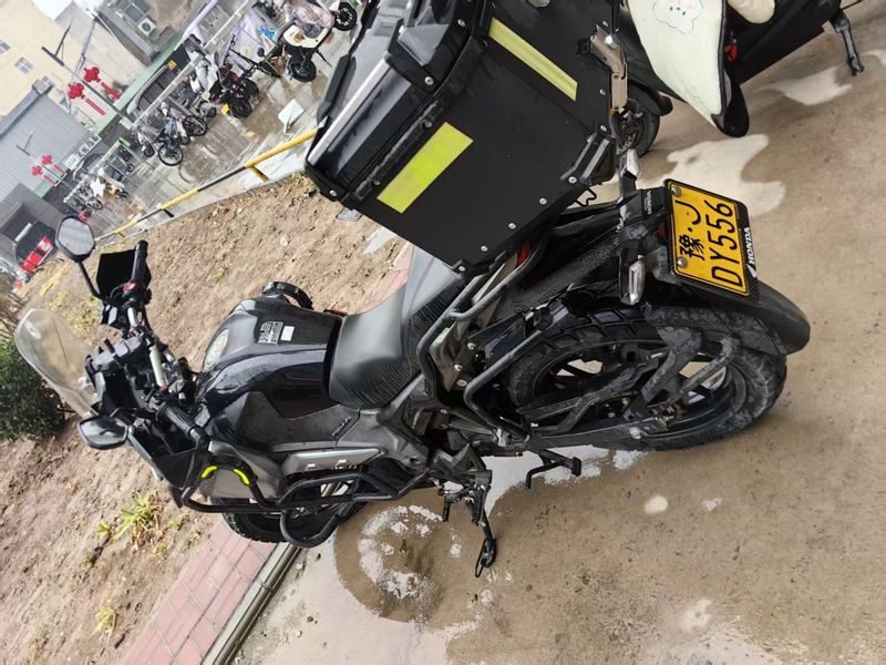 二手五羊本田猛鸷 CB190X