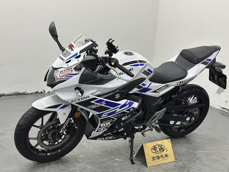 二手豪爵铃木GSX250R