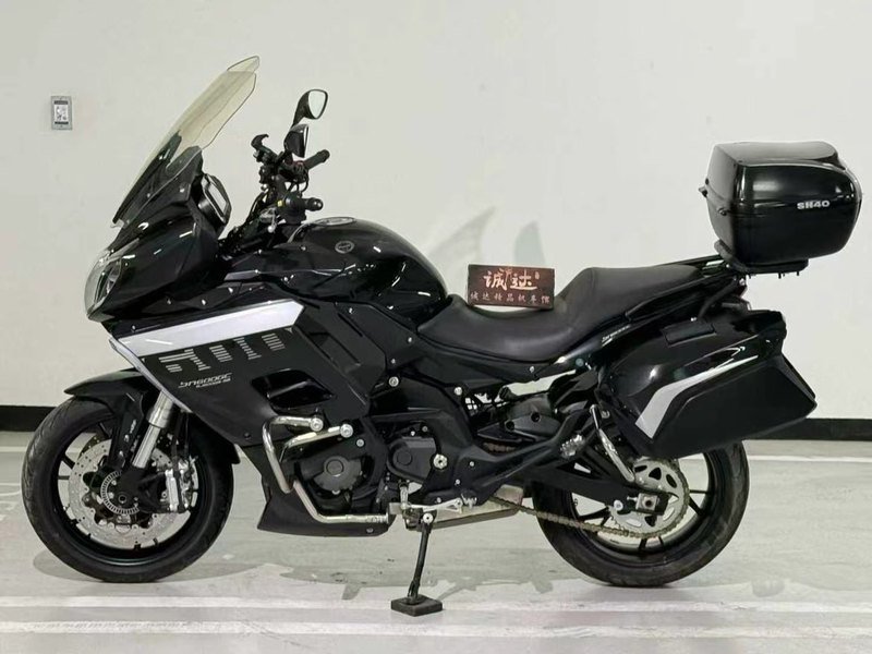 二手贝纳利600GC