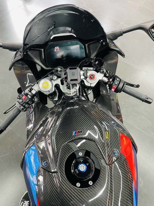 二手宝马M 1000 RR