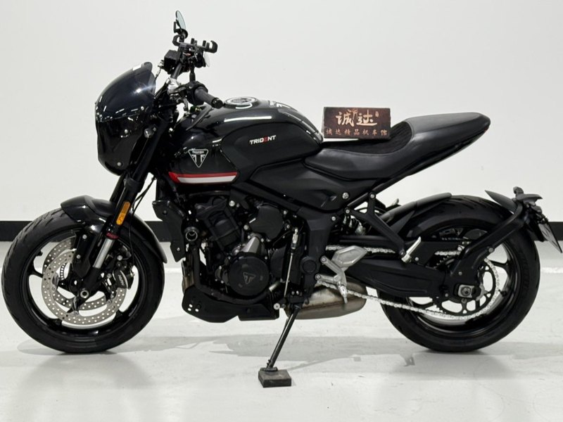 二手凯旋Trident 660