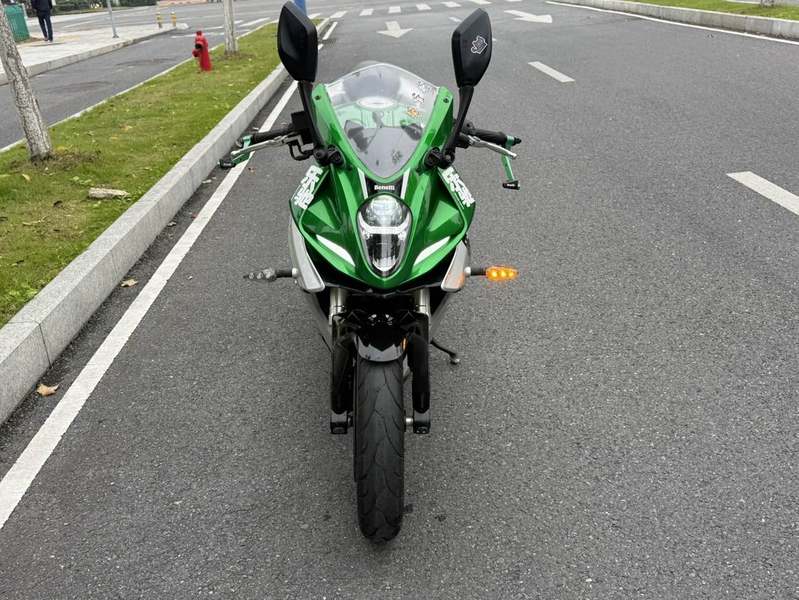 二手贝纳利龙卷风 Tornado 252R