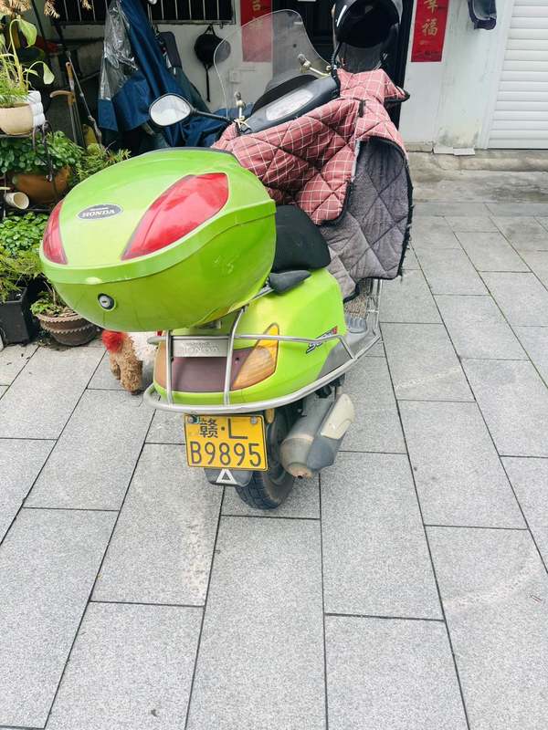 二手五羊本田SCR 喜悦100