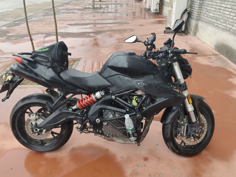 二手贝纳利TNT600i